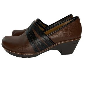 Women's Thom Mcan (40802) Casper Brown  Clogs             Size 11M Leather Upper